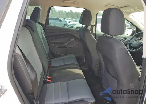 2017 Ford Escape S z USA, uszkodzony, nr VIN 1FMCU0F72HUD56343